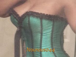 Nounous044