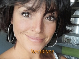 Nectaryne