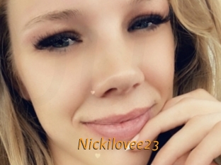 Nickilovee23