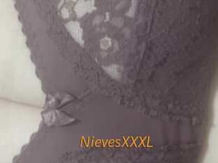 NievesXXXL
