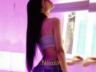 Niiasin