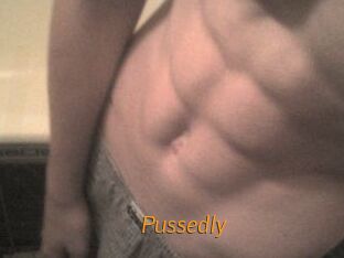 Pussedly