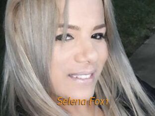 Selena_Fox1