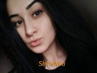 ShineMia