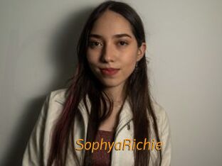 SophyaRichie