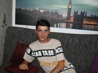 Tony_Tyler