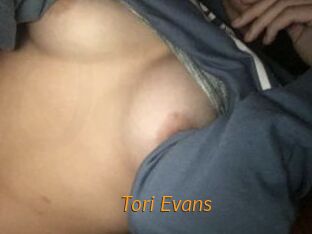 Tori_Evans