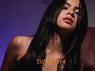 Tiiffanyy19