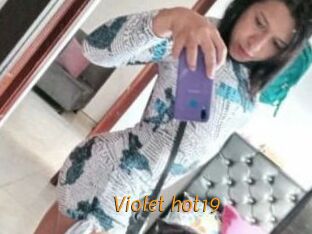 Violet_hot19