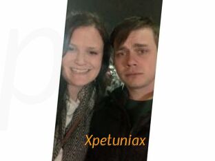 Xpetuniax