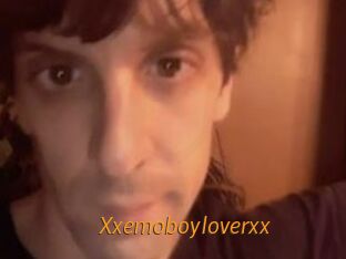 Xxemoboyloverxx