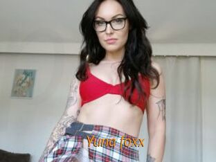 Yuna_foxx